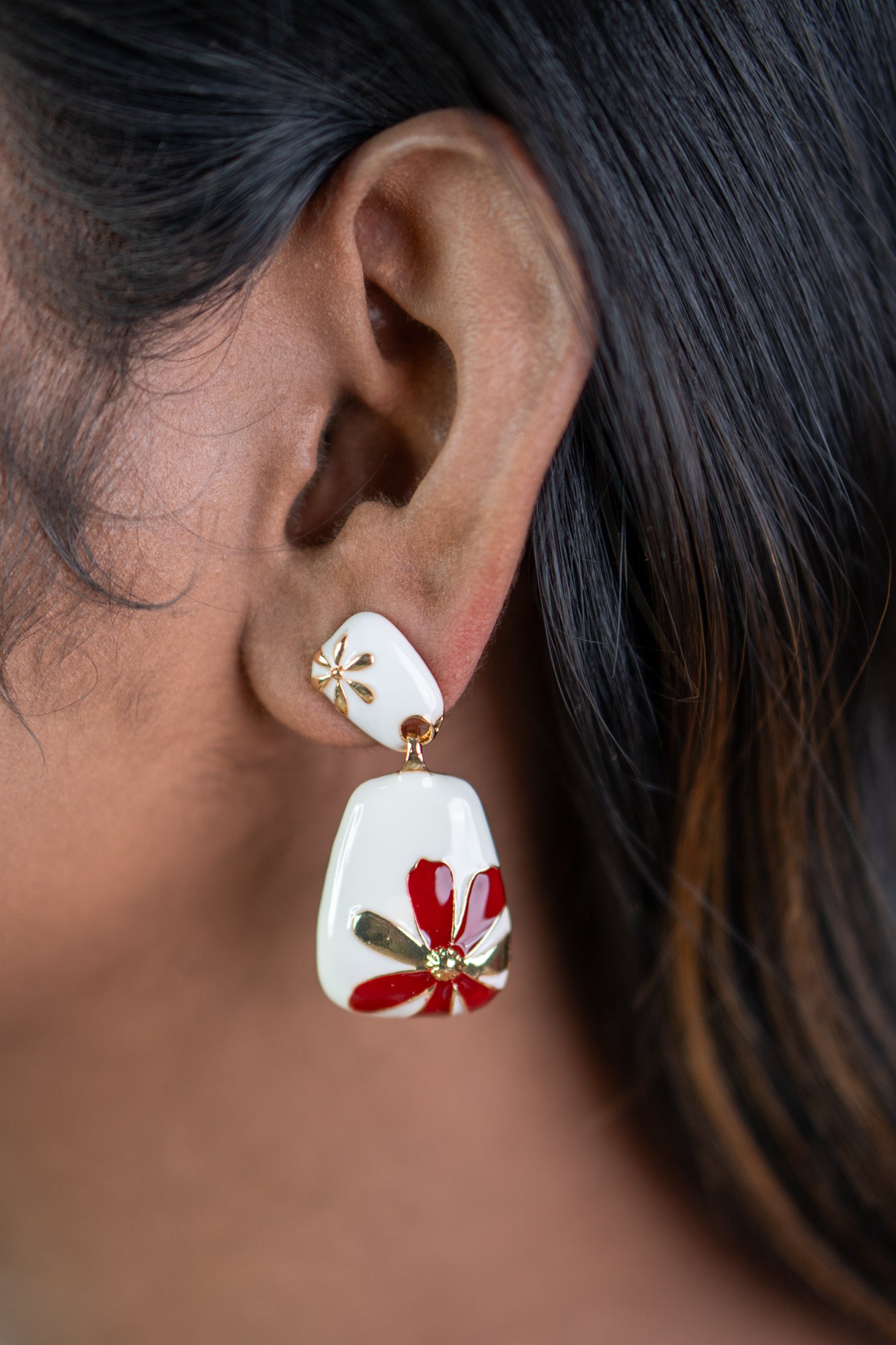 53. Anti Turnished stone Earrings Red