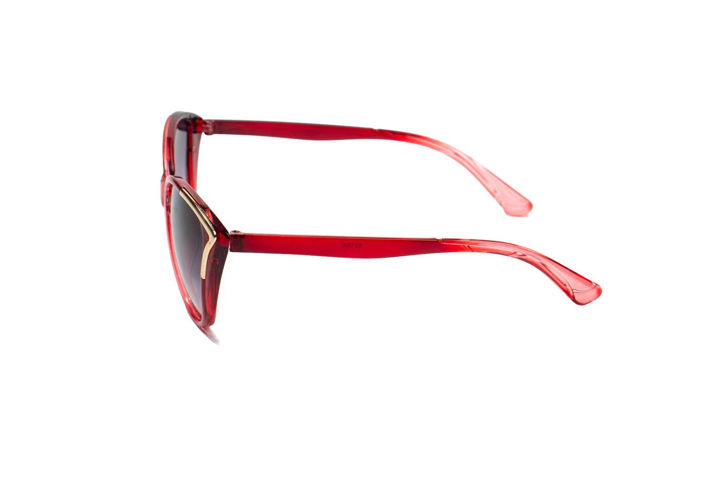 Q117. Celebrity cat eye sunglasses UV400 Retina protected cooling glass