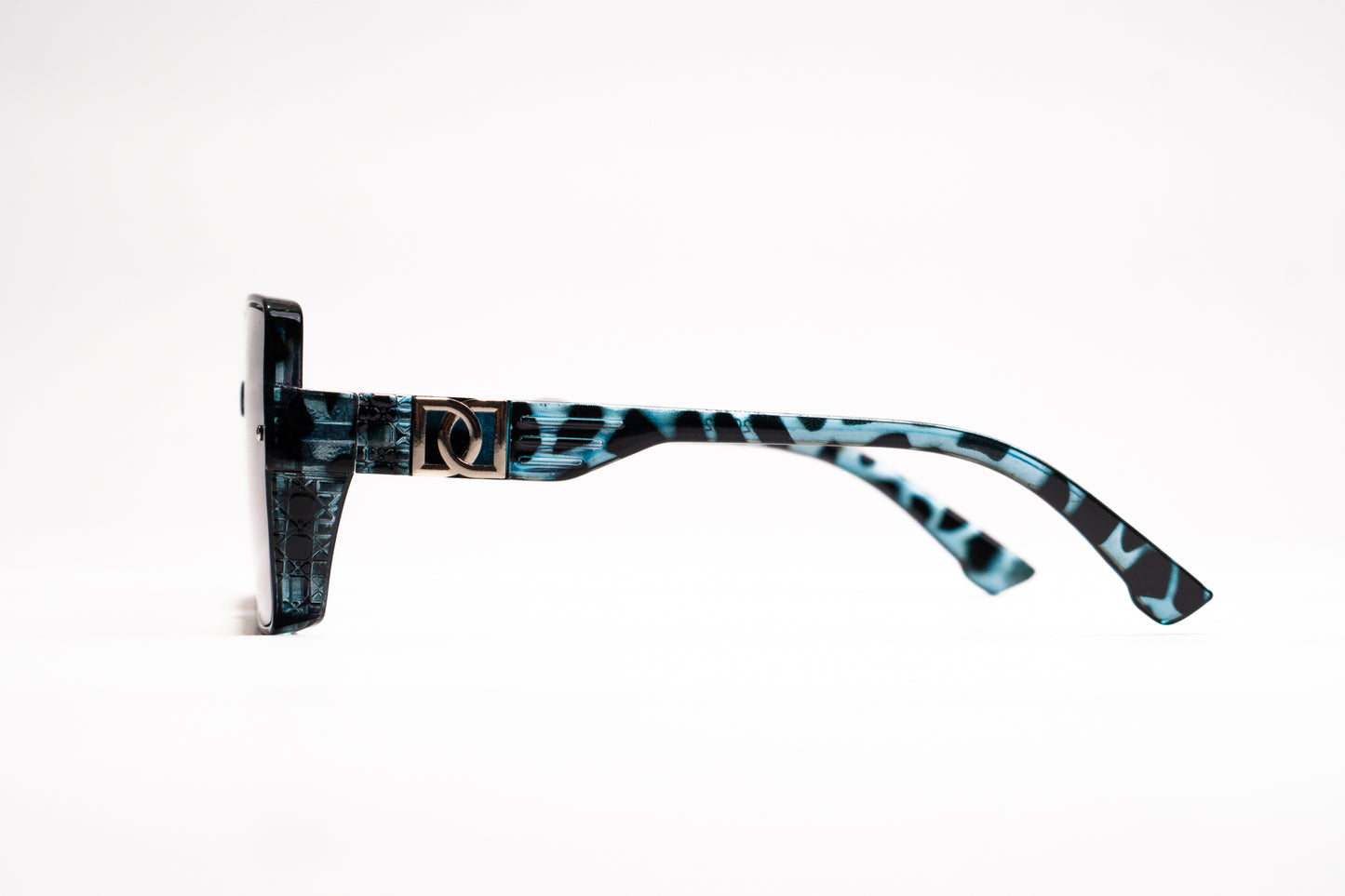 637. Celebrity sunglasses UV400 Retina protected cooling glass