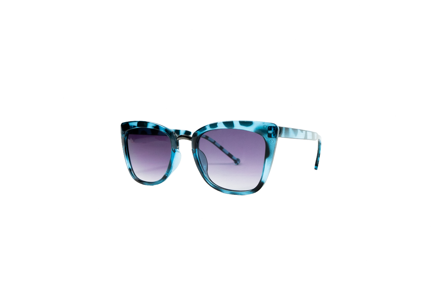 Q144g. Celebrity sunglasses UV400 Retina protected cooling glass