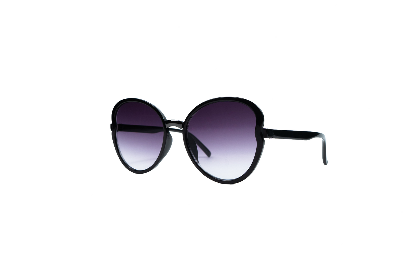 Q141C. Celebrity sunglasses UV400 Retina protected cooling glass