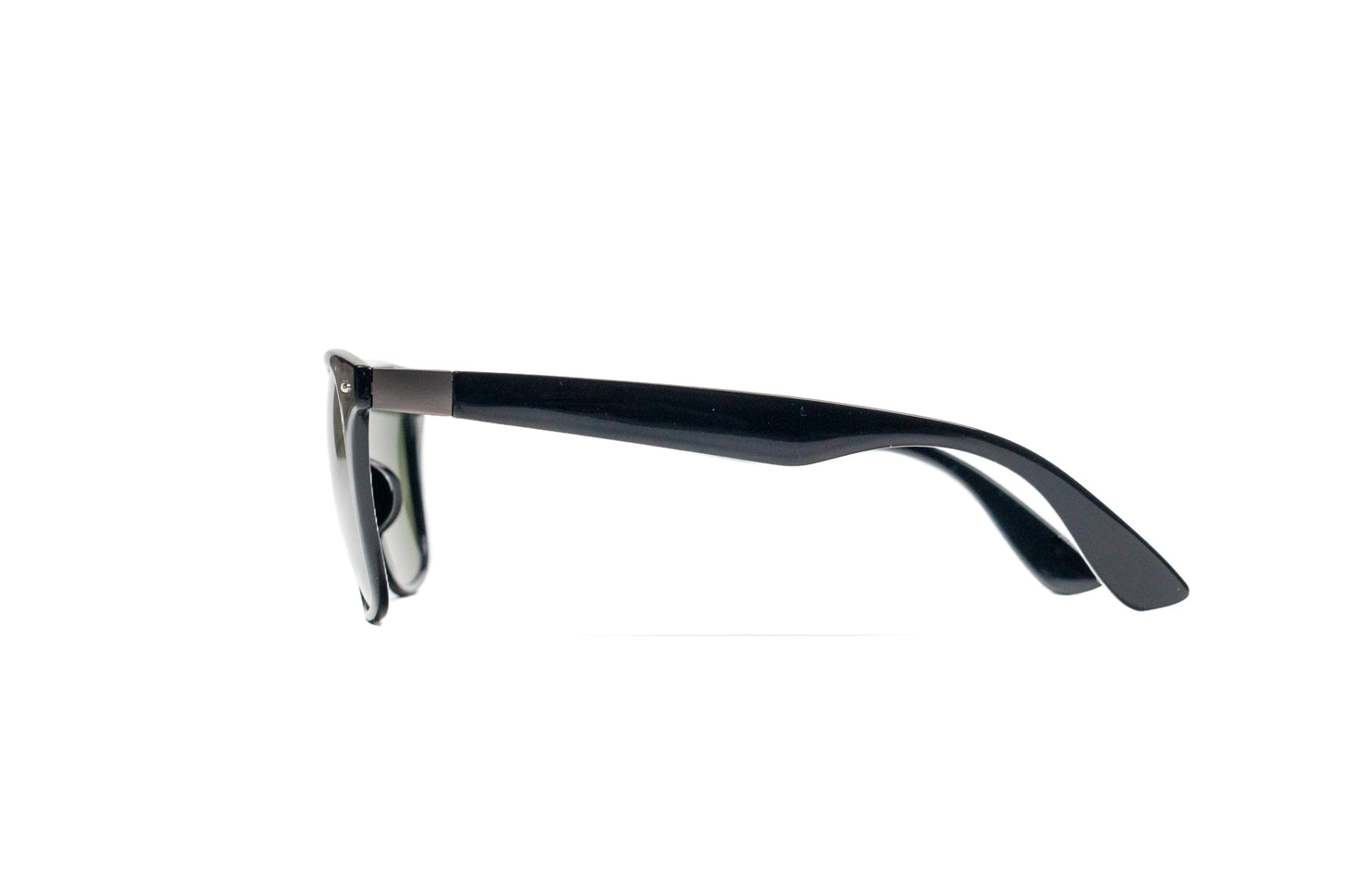 Q74. Men’s glossy black Polarised Sunglasses, UV400 Retina Protection,Cooling Shield