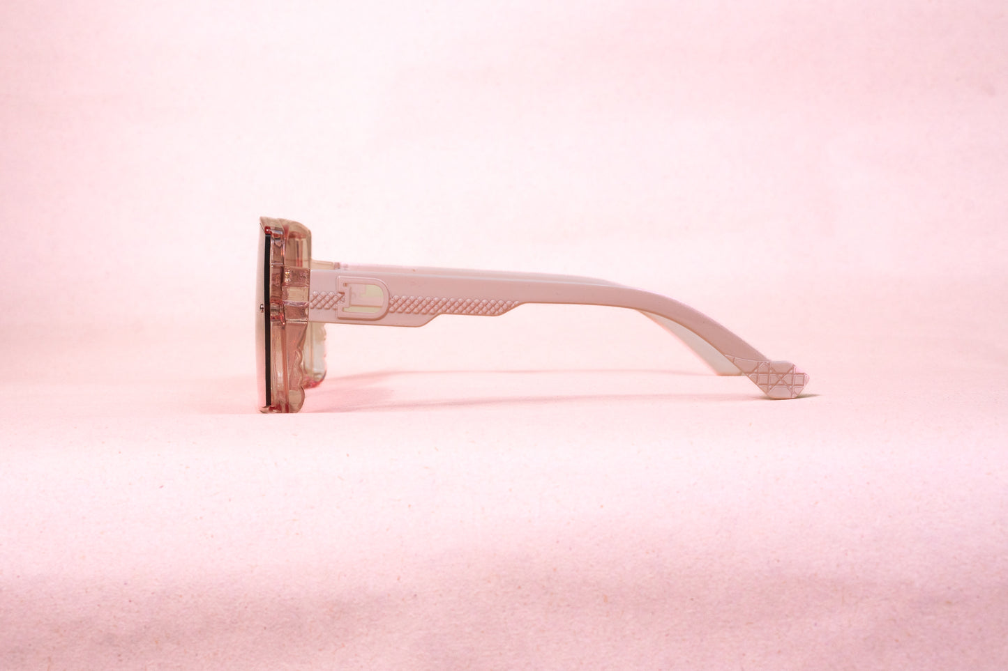 458. Celebrity sunglasses UV400 Retina protected cooling glass