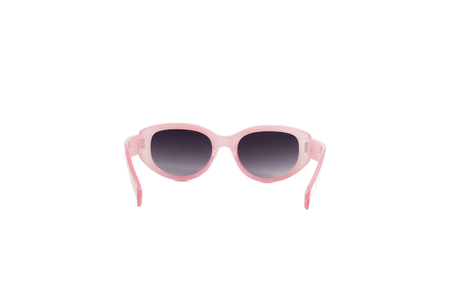 Q147d. Celebrity sunglasses UV400 Retina protected cooling glass