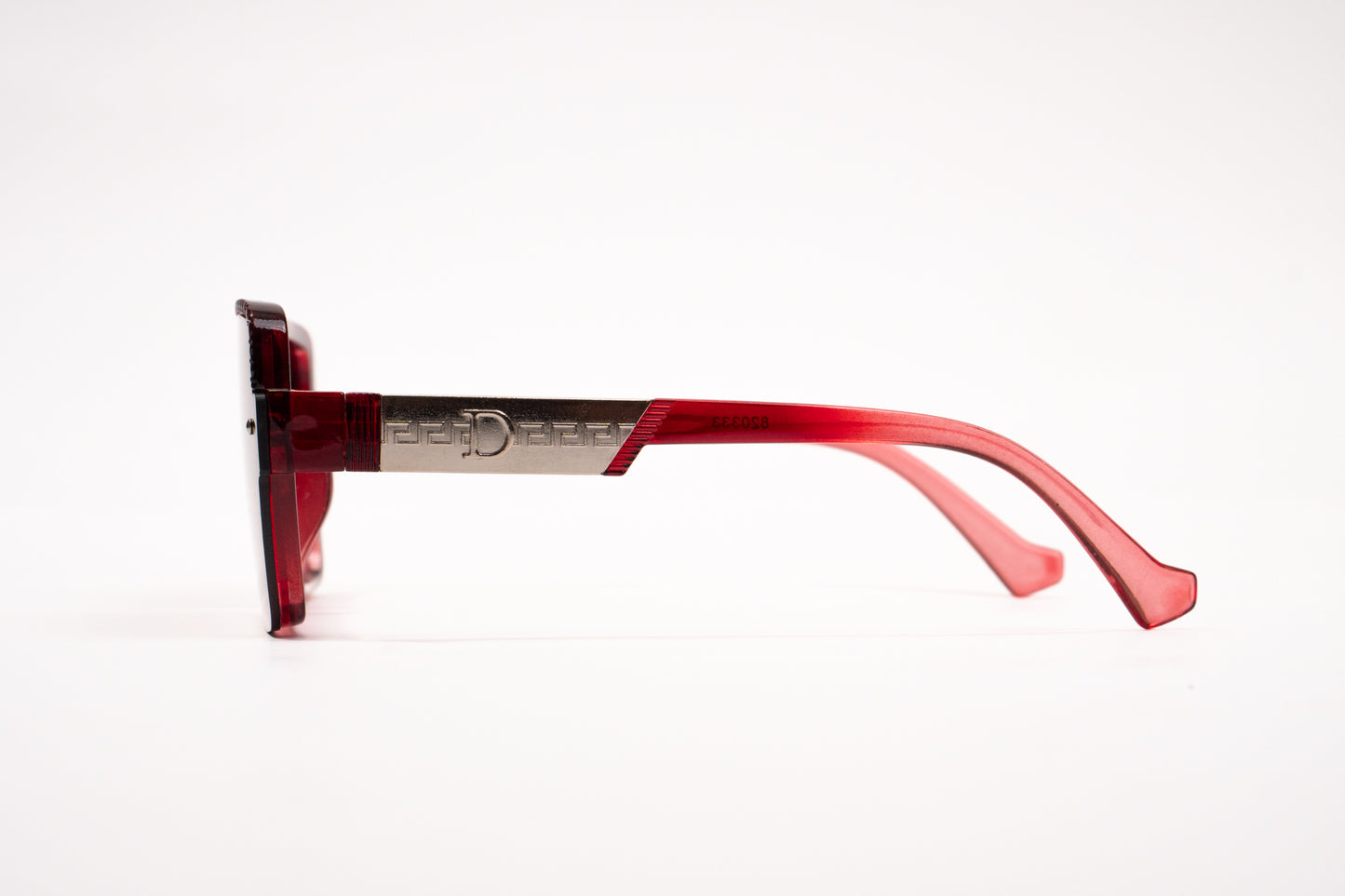 517.Square Red Celebrity UV400 Retina protected cooling glass