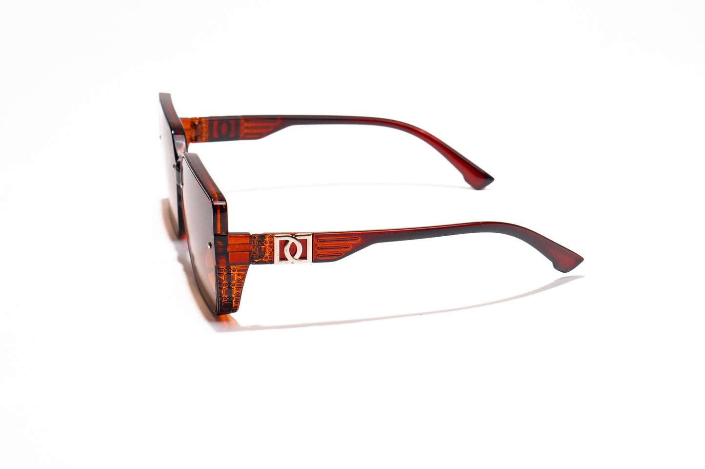 641. Celebrity sunglasses UV400 Retina protected cooling glass