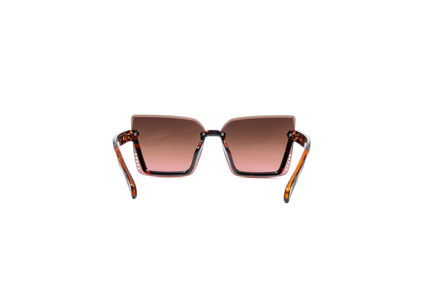 Q105d. Premium sunglass UV400 Retina protected cooling glass