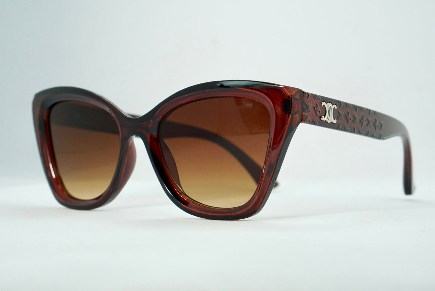 214. Celebrity sunglasses UV400 Retina protected cooling glass
