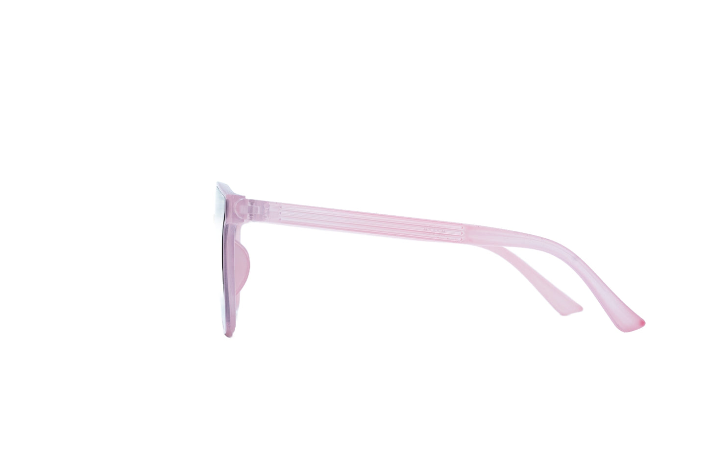 17. Celebrity stylish sunglasses UV400 Retina protected cooling glass