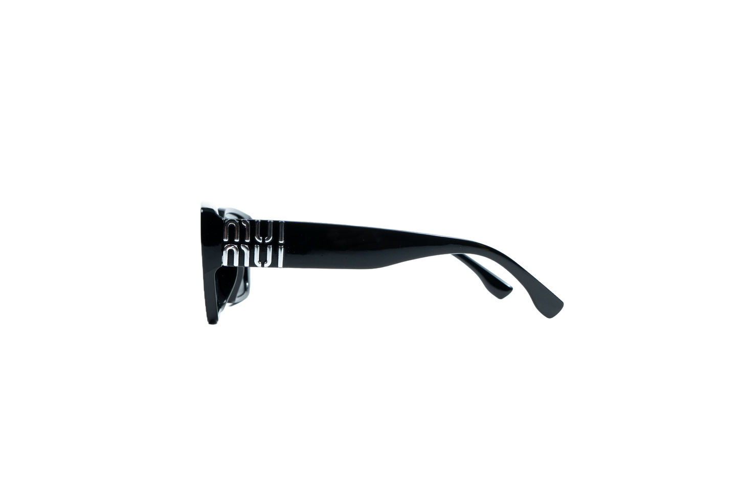 Q161d. Celebrity sunglasses UV400 Retina protected cooling glass