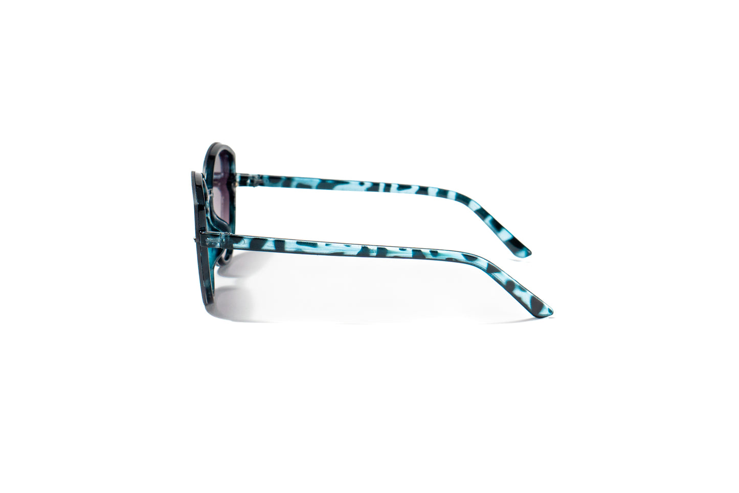 47. Celebrity sunglasses UV400 Retina protected cooling glass