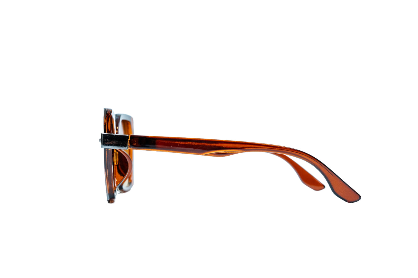 172. Celebrity stylish sunglasses UV400 Retina protected cooling glass