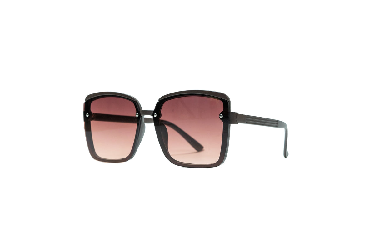 Q231. Celebrity stylish sunglasses UV400 Retina protected cooling glass