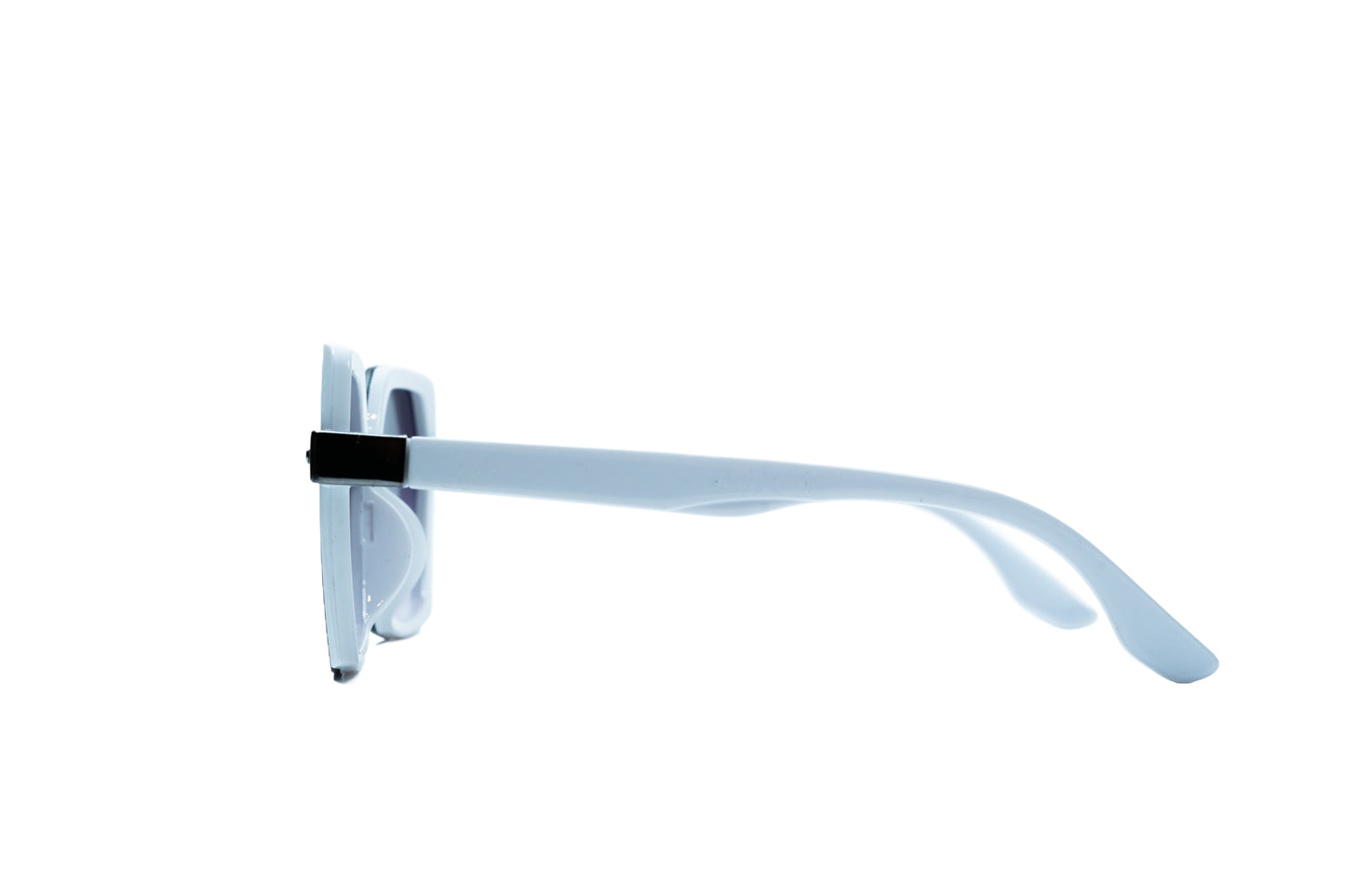 168. Celebrity stylish sunglasses UV400 Retina protected cooling glass