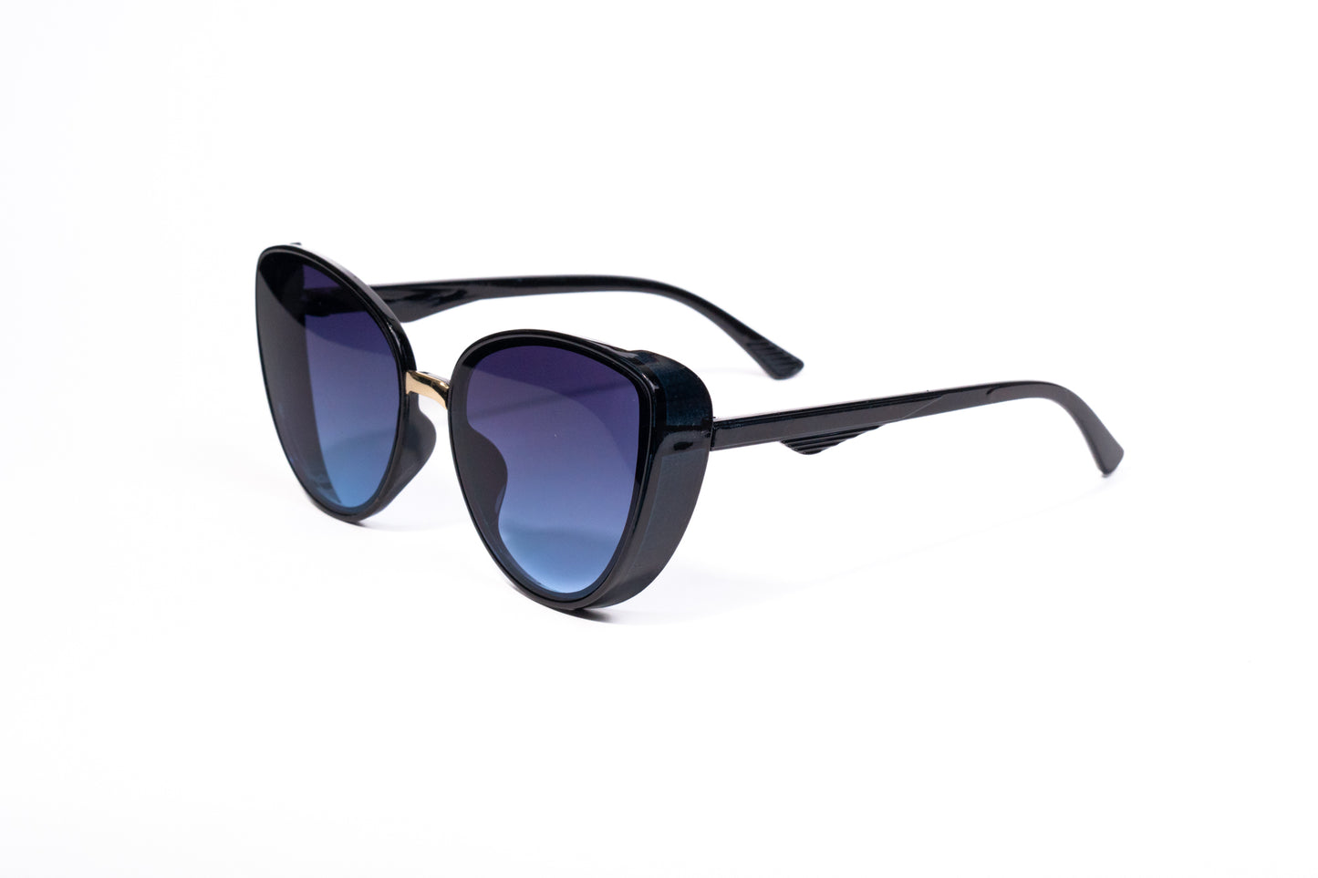 381. Celebrity sunglasses UV400 Retina protected cooling glass