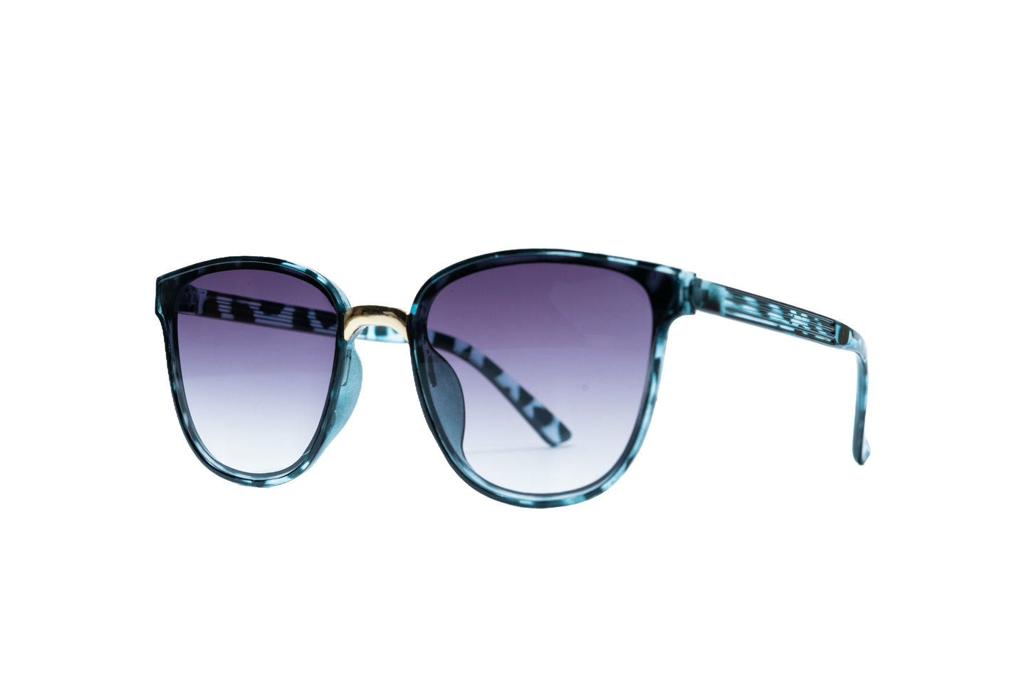 19. Celebrity stylish sunglasses UV400 Retina protected cooling glass