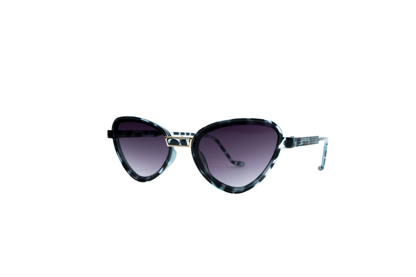 Q25F. Celebrity sunglasses UV400 Retina protected cooling glass