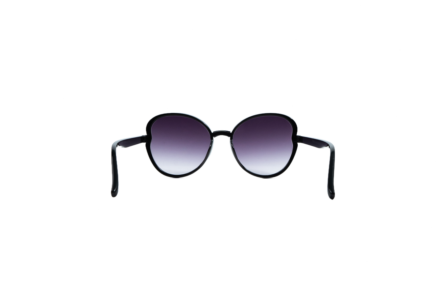 Q141C. Celebrity sunglasses UV400 Retina protected cooling glass