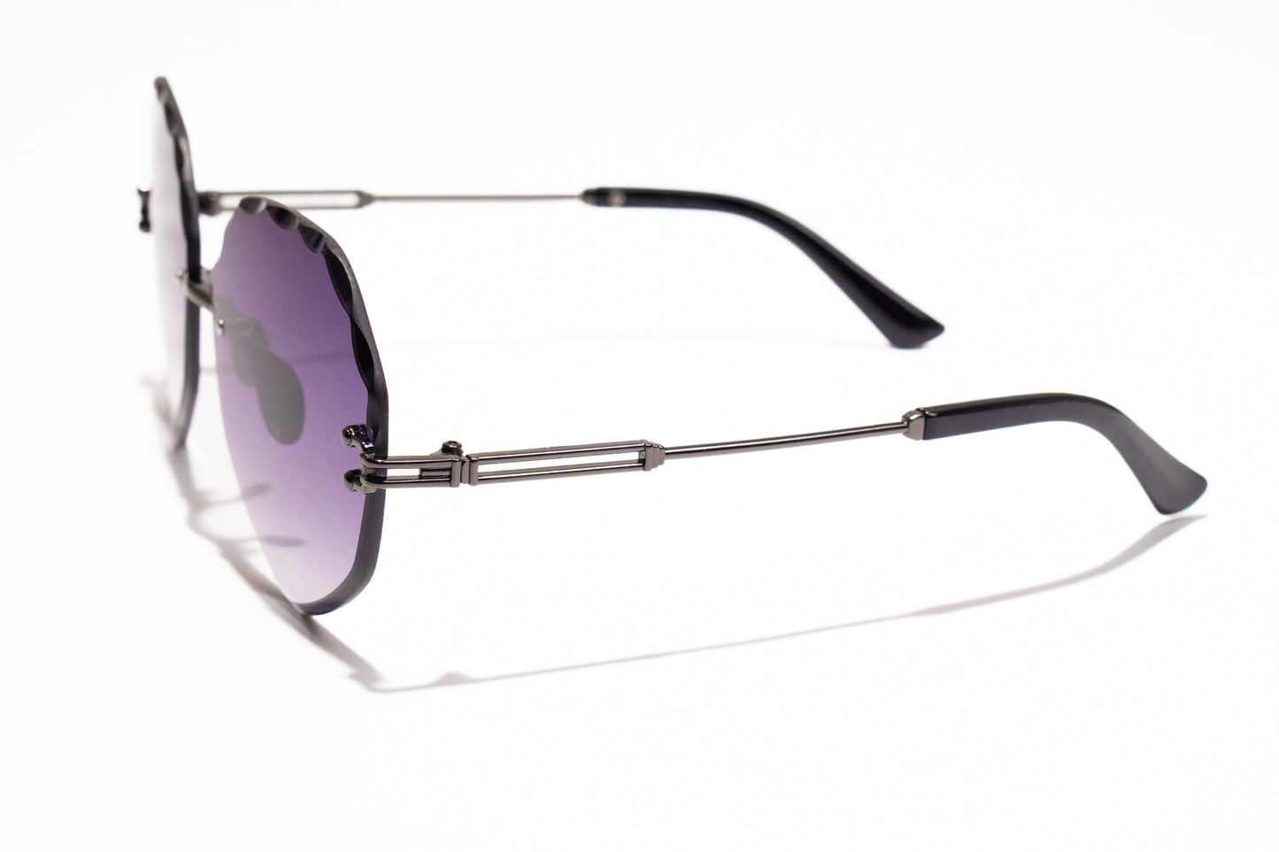 654. Celebrity Rimless diamond cut UV400 Retina protected cooling glass