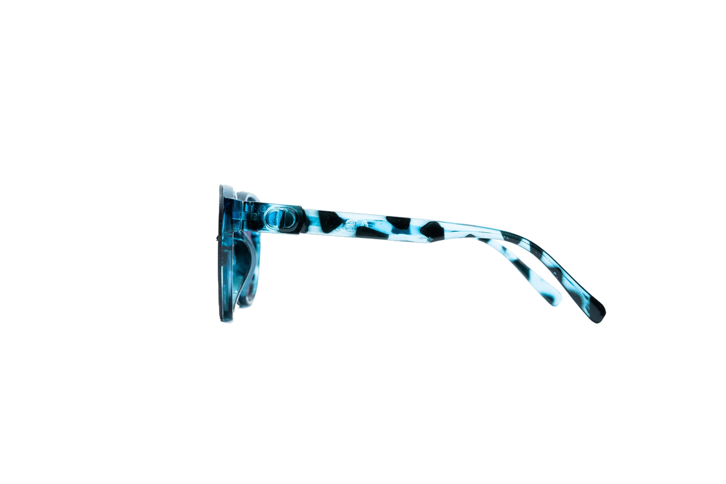 997. Celebrity stylish sunglasses UV400 Retina protected cooling glass