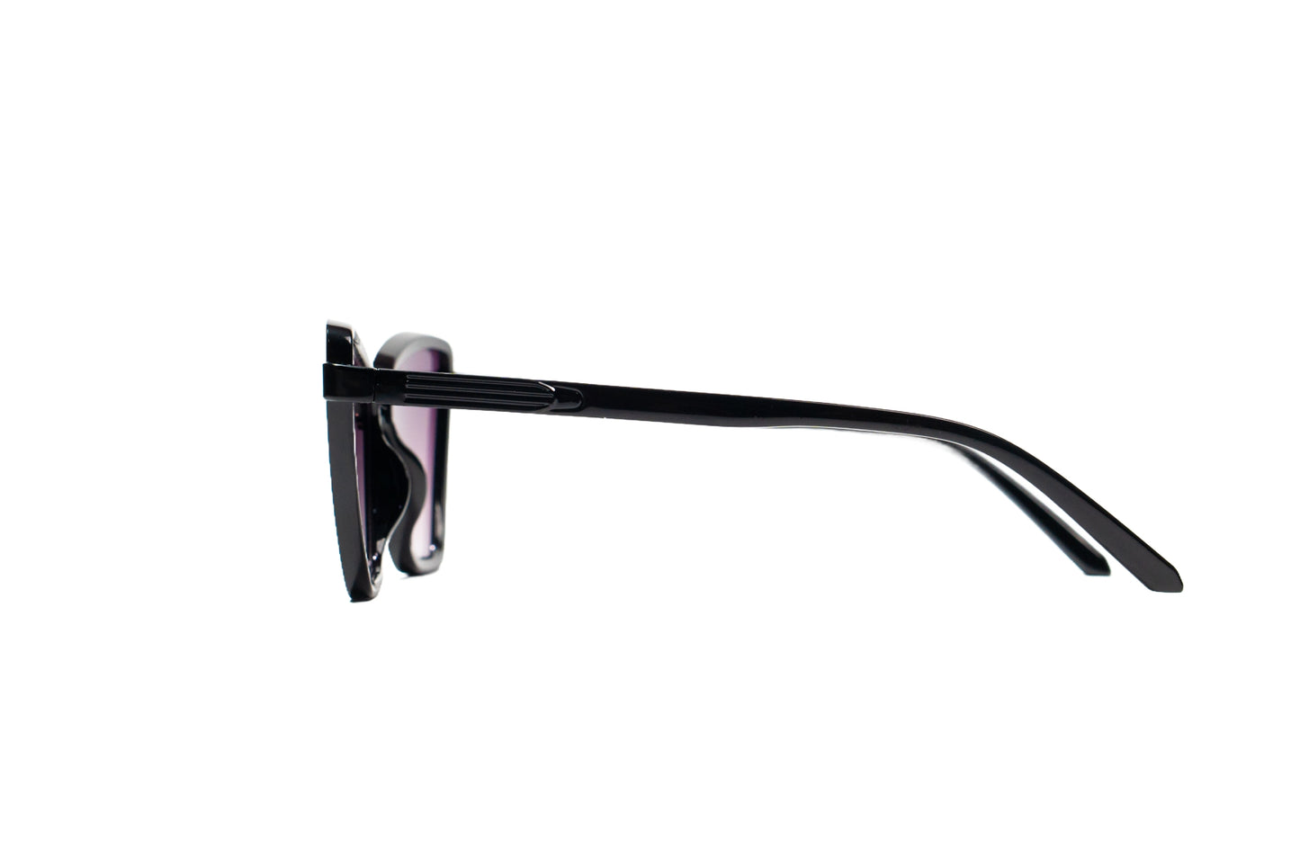 789. Celebrity stylish sunglasses UV400 Retina protected cooling glass