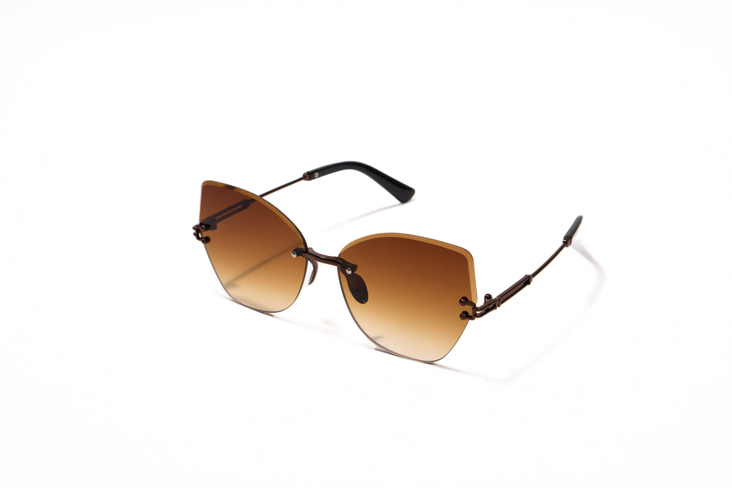 650. Celebrity Rimless diamond cut UV400 Retina protected cooling glass