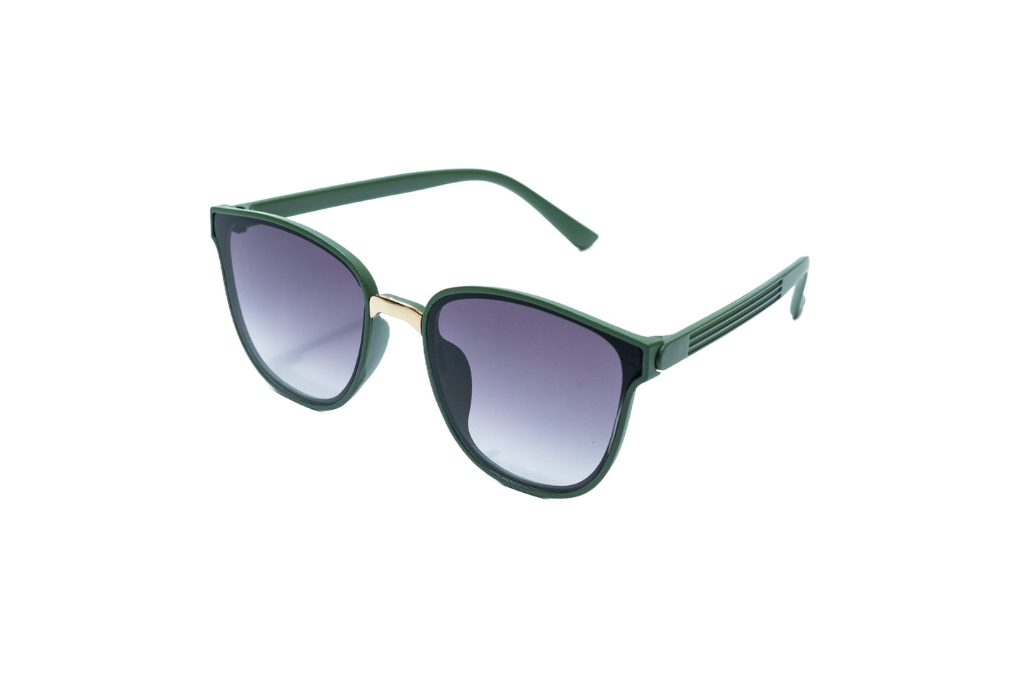 14. Celebrity stylish sunglasses UV400 Retina protected cooling glass