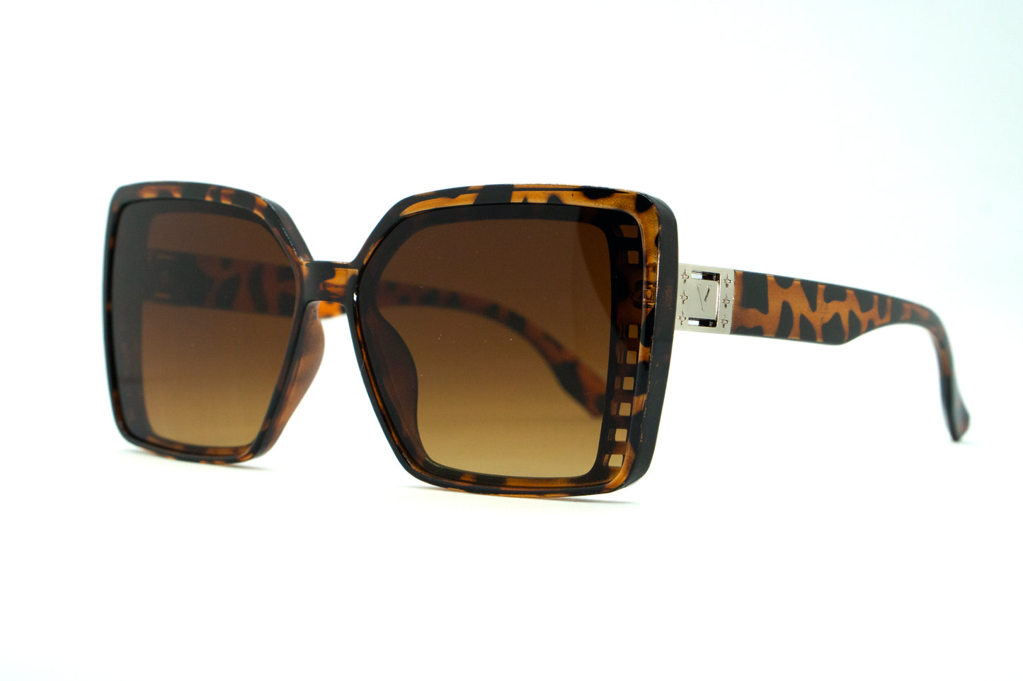 251. Celebrity sunglasses UV400 Retina protected cooling glass