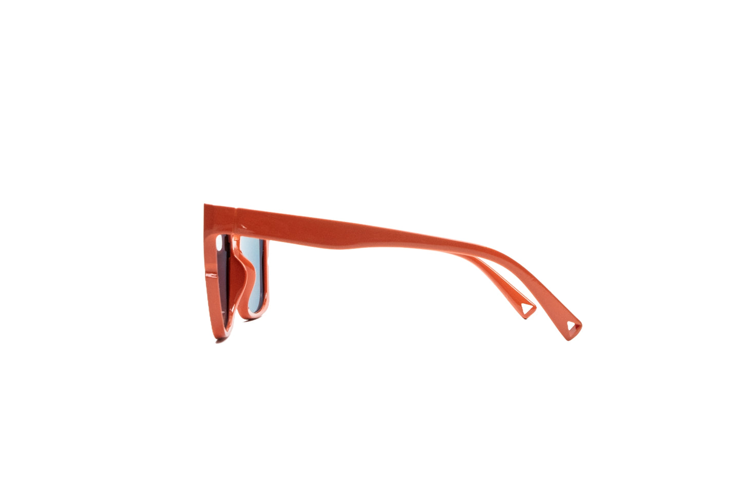 Q340. Celebrity stylish sunglasses UV400 Retina protected cooling glass