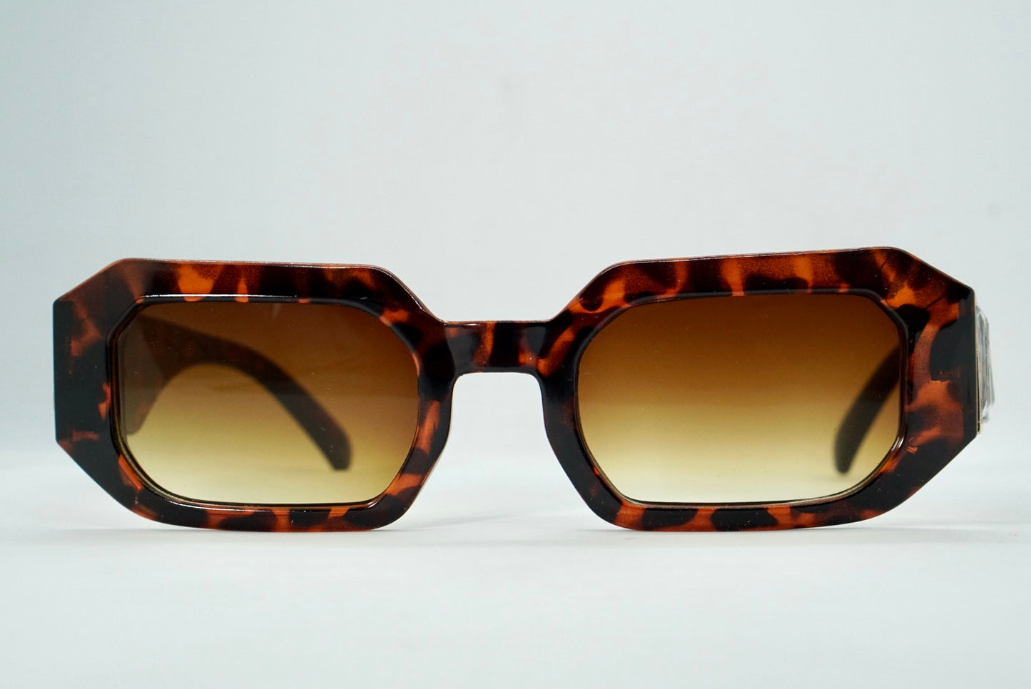 113. Celebrity Cut work stone sunglasses UV400 Retina protected cooling shield