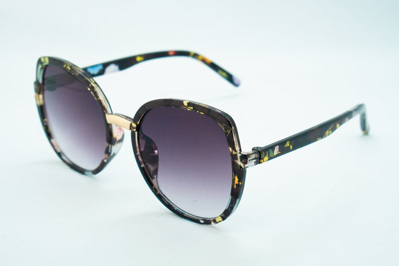 7. Celebrity sunglasses UV400 Retina protected cooling glass