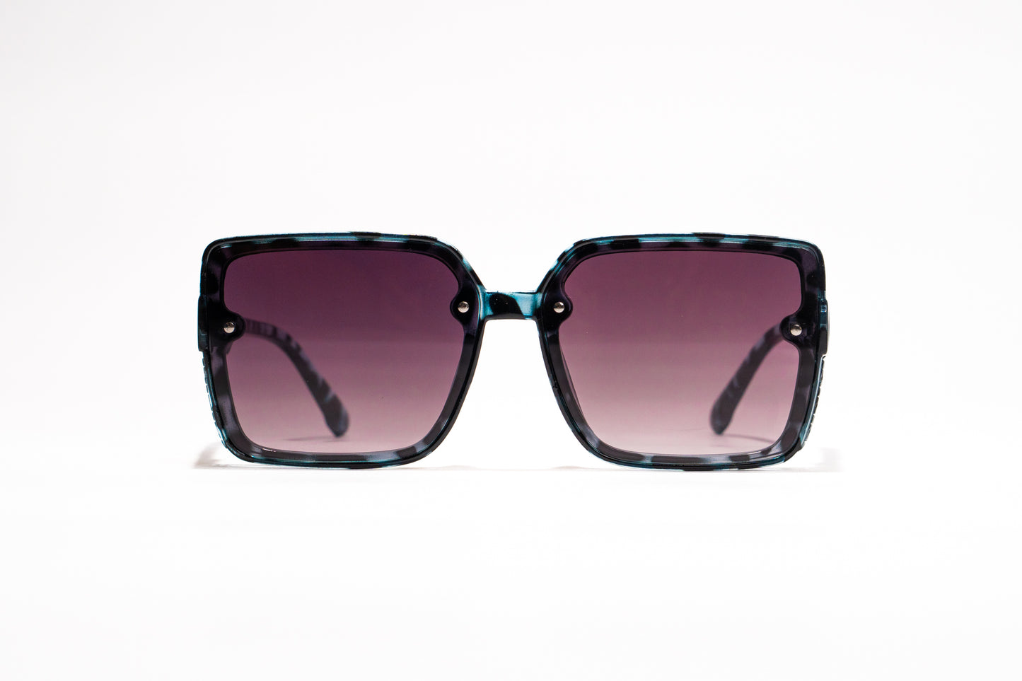 637. Celebrity sunglasses UV400 Retina protected cooling glass