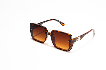 639. Celebrity sunglasses UV400 Retina protected cooling glass