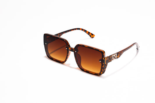 639. Celebrity sunglasses UV400 Retina protected cooling glass