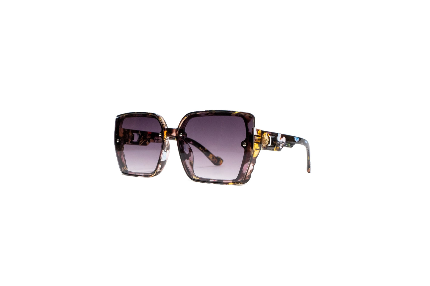 469j. Celebrity sunglasses UV400 Retina protected cooling glass