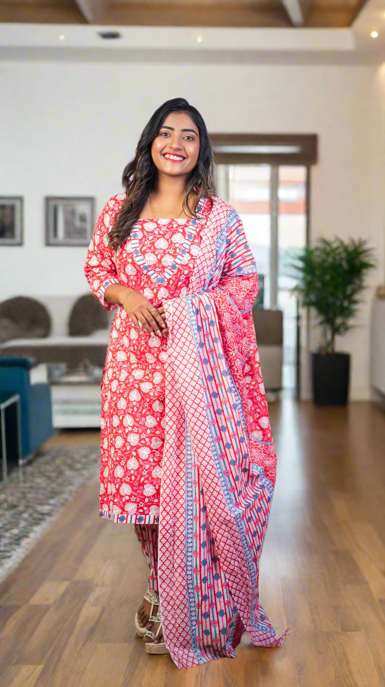 Hyrr Krishnakoli 3pc set Red