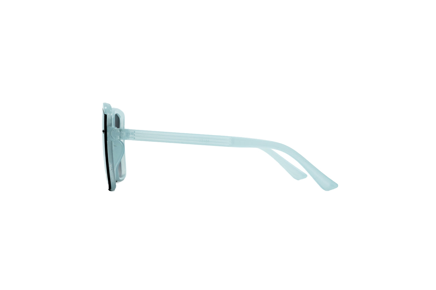 Q223. Celebrity stylish sunglasses UV400 Retina protected cooling glass