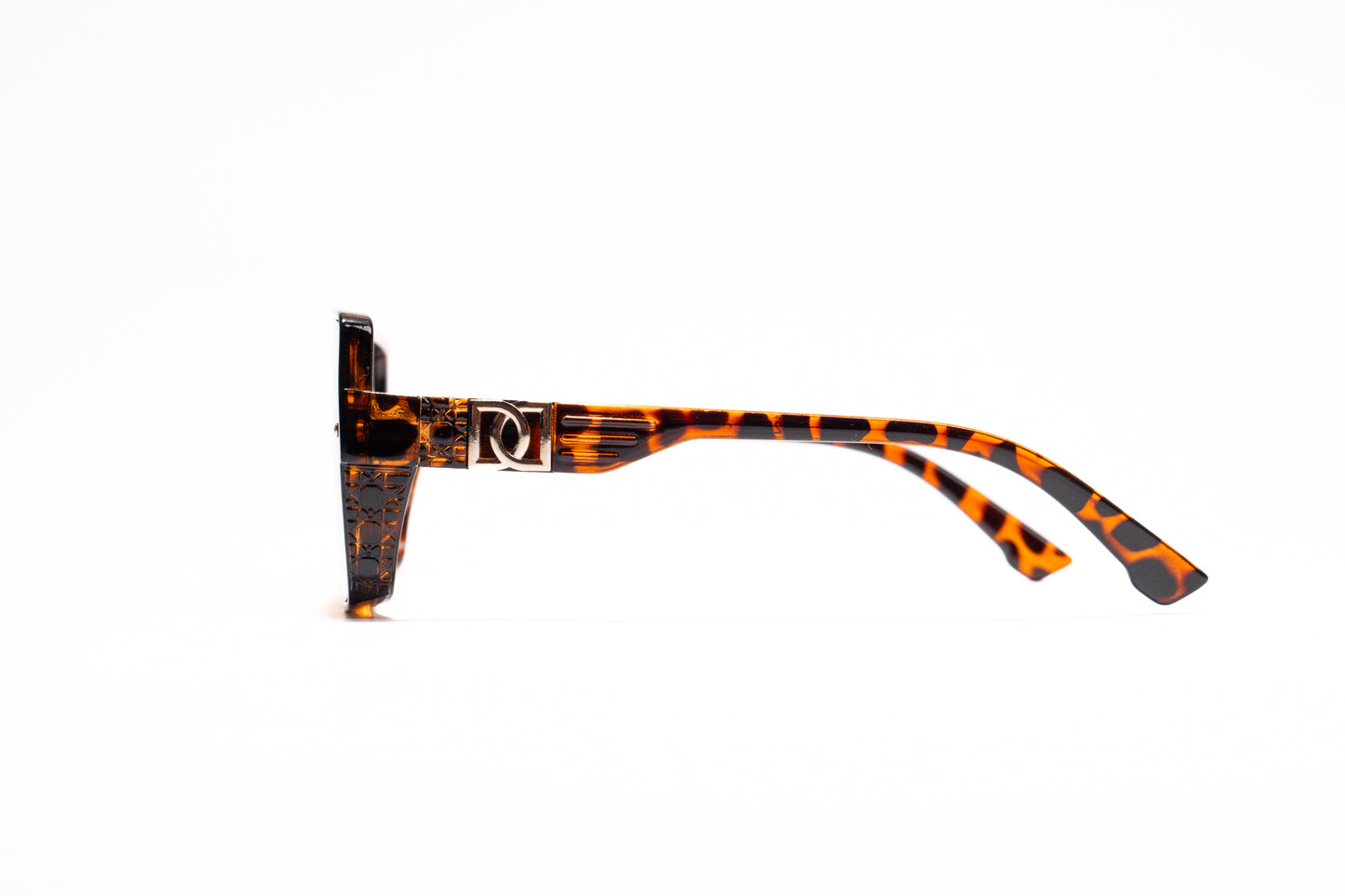 639. Celebrity sunglasses UV400 Retina protected cooling glass