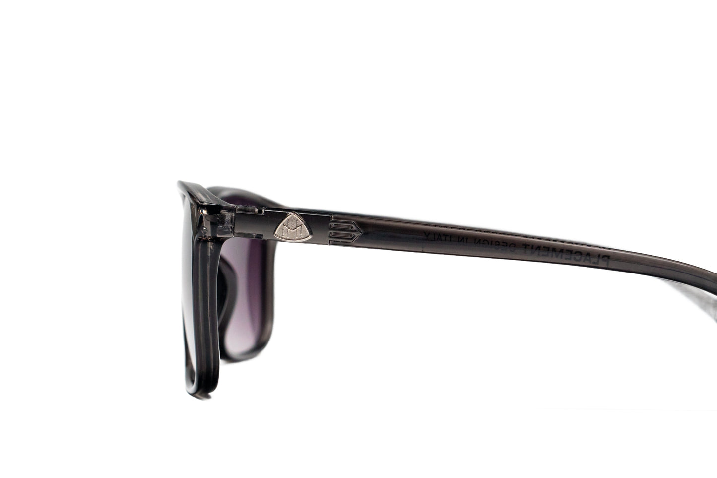 880. Men’s Celebrity sunglass UV400 Retina protected cooling glass