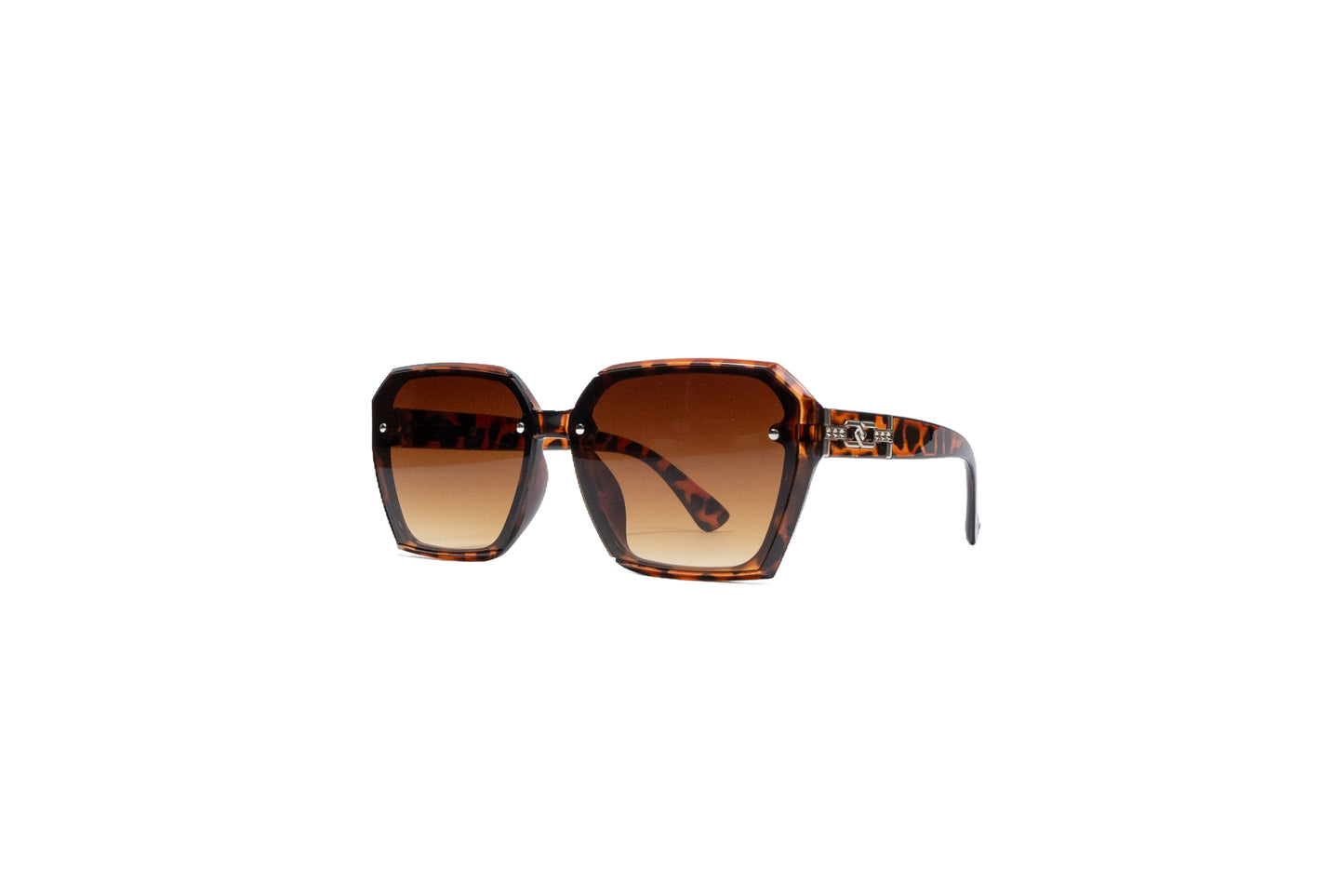 379H. Celebrity sunglasses UV400 Retina protected cooling glass