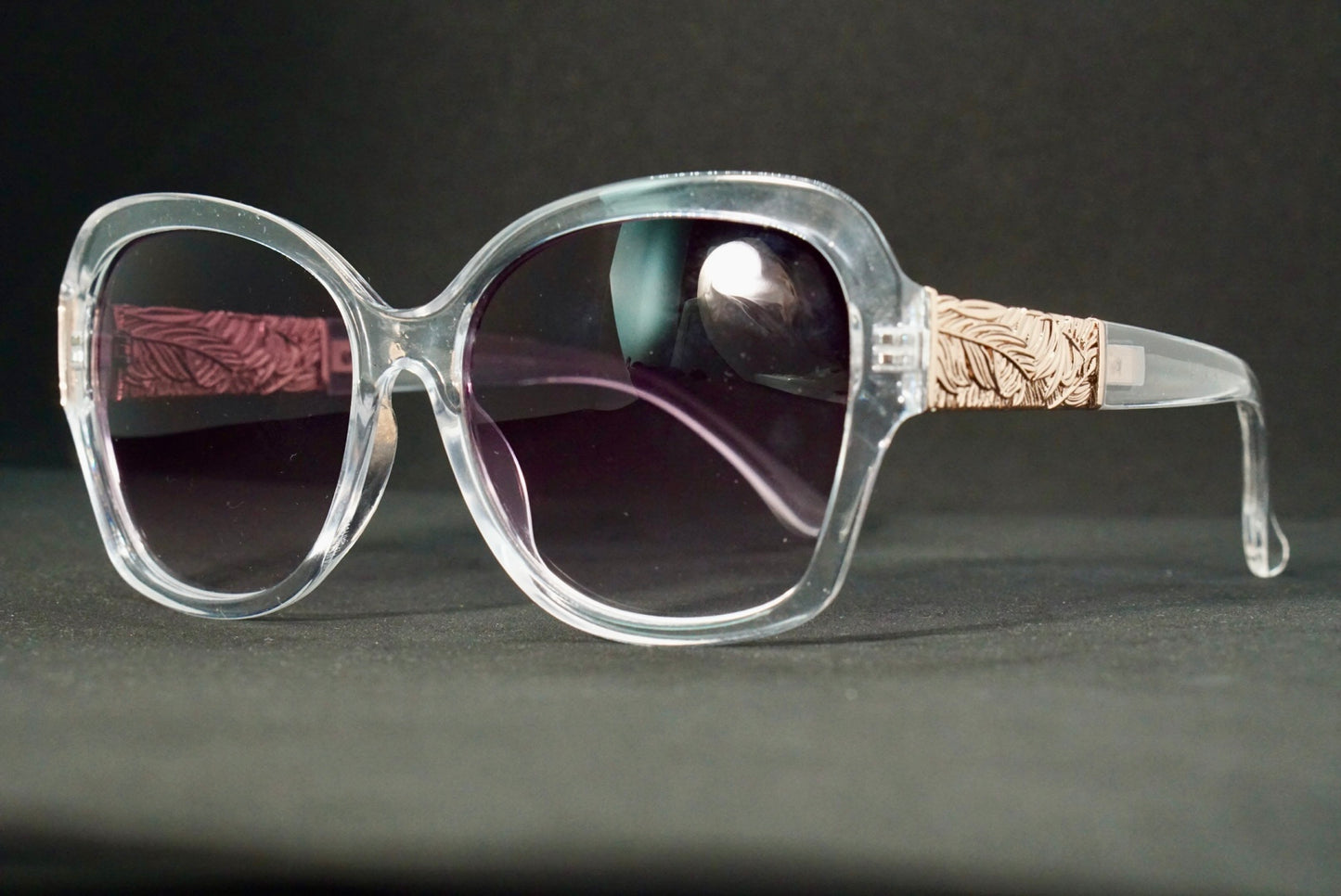 99. Celebrity sunglasses UV400 Retina protected cooling glass