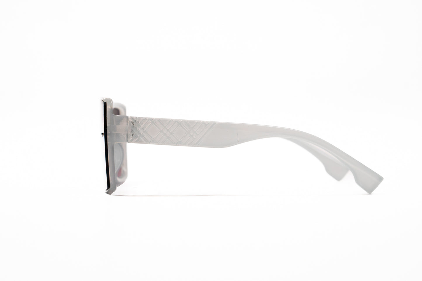 668. Celebrity sunglasses UV400 Retina protected cooling glass
