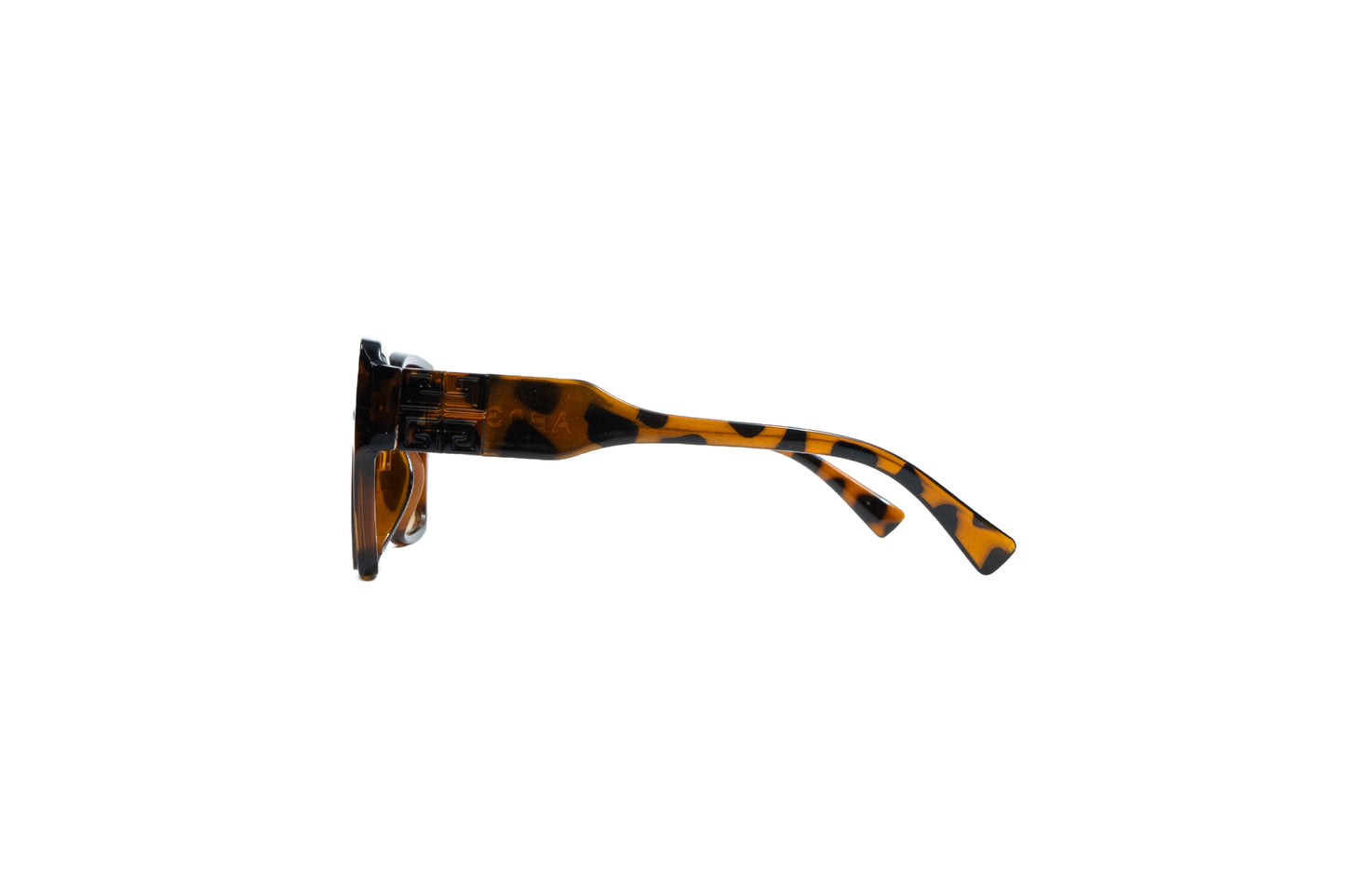 Q59e. Celebrity sunglasses UV400 Retina protected cooling glass