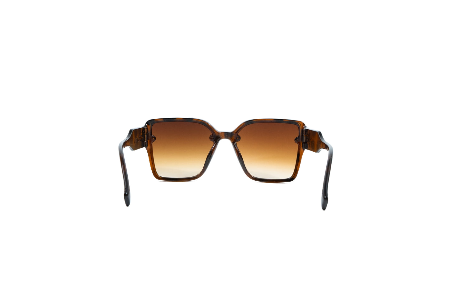 Q59e. Celebrity sunglasses UV400 Retina protected cooling glass