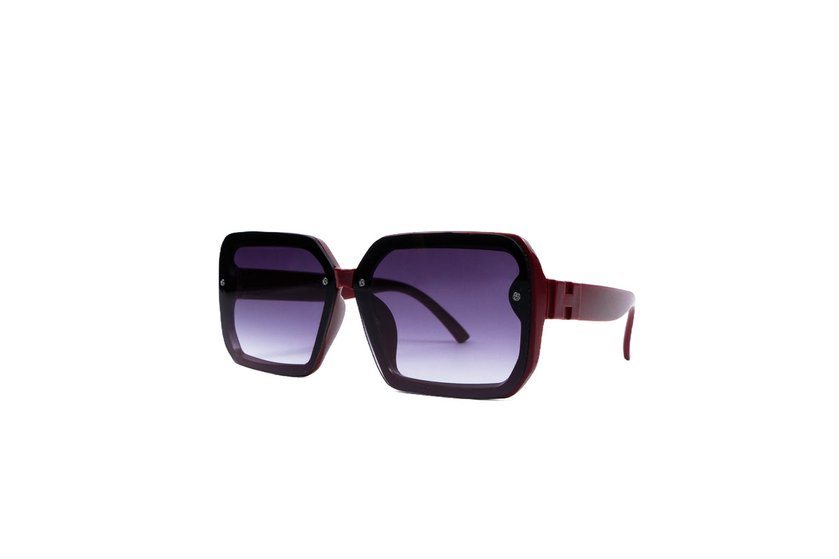 Q60d. Celebrity sunglasses UV400 Retina protected cooling glass