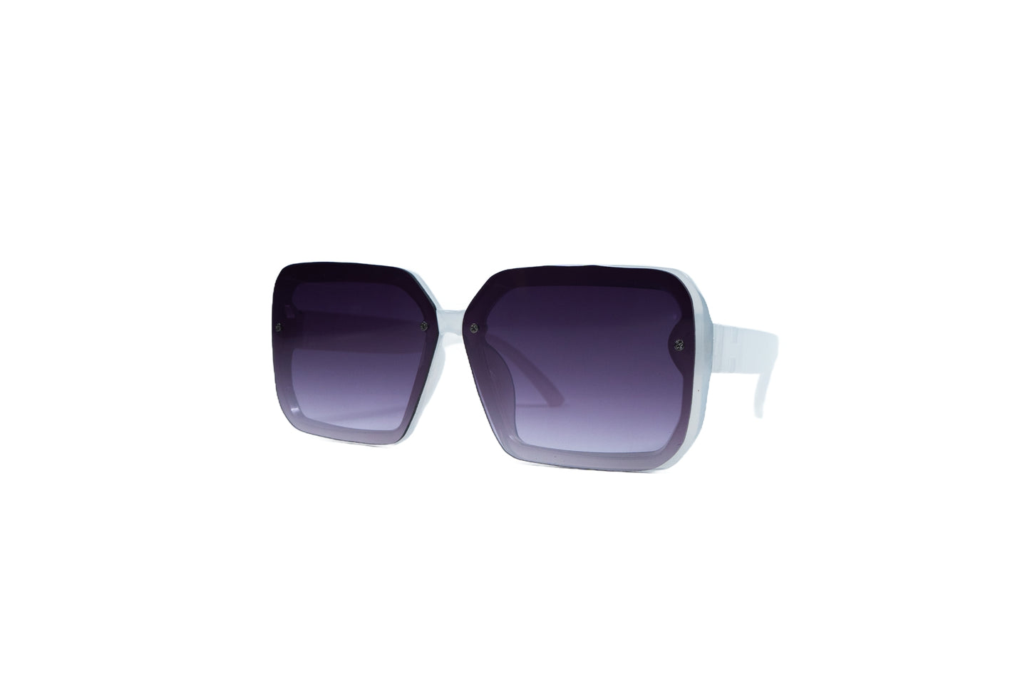 Q60b. Celebrity sunglasses UV400 Retina protected cooling glass