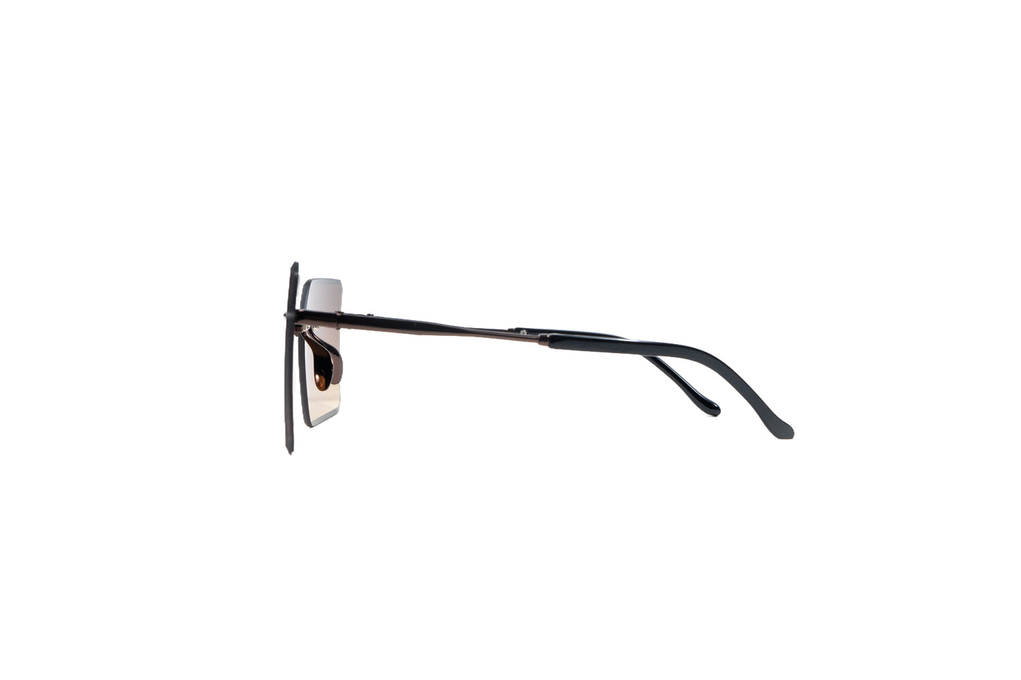 Q73e.Celebrity sunglasses UV400 Retina protected cooling glass