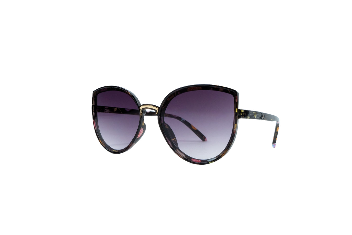 Q62b. Celebrity sunglasses UV400 Retina protected cooling glass