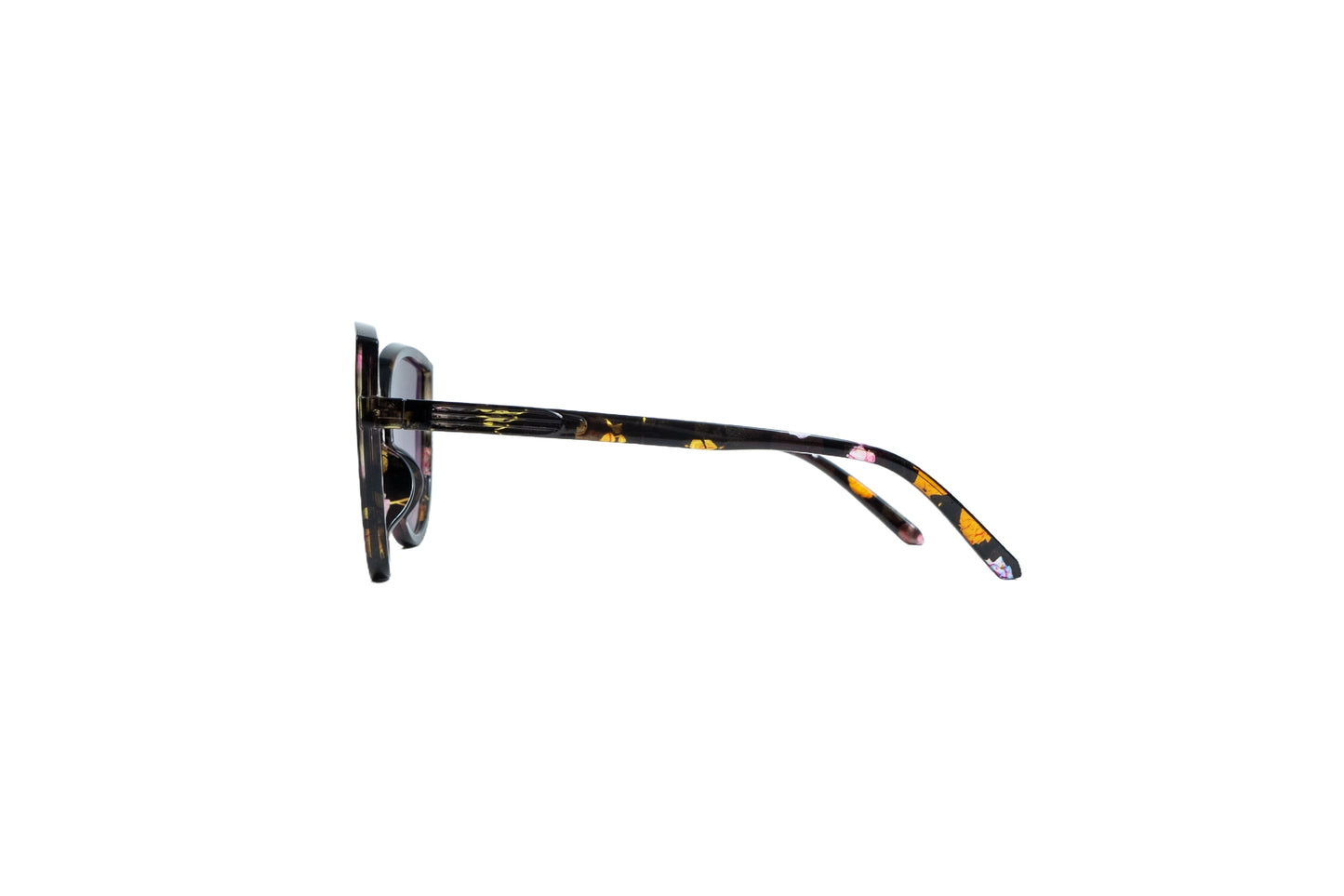 Q62b. Celebrity sunglasses UV400 Retina protected cooling glass