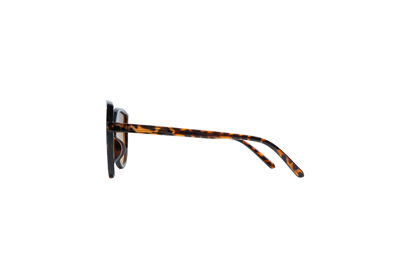Q62c. Celebrity sunglasses UV400 Retina protected cooling glass